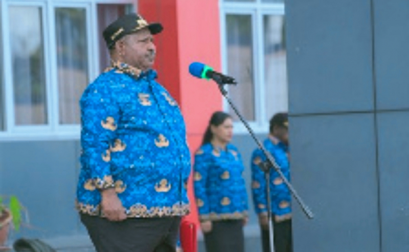 Pelaksanaan Upacara hari Pahlawan yang digelar oleh Pemprov Papua pegunugan yang dipimpin Wakil Gubernur Papua pegunungan Ones Pahabol Senin (10/11)