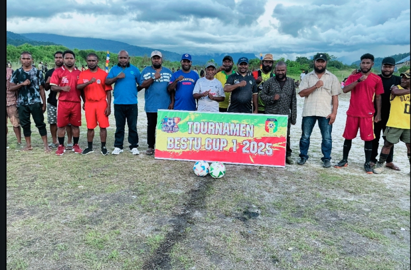 Pembukaan Pertandingan Sepakbola Bestu Cup 1 